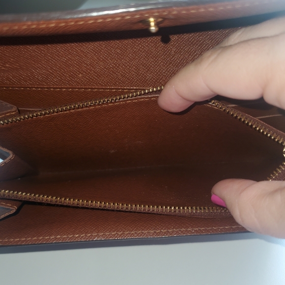 Sarah Wallet - Picture 5 of 8